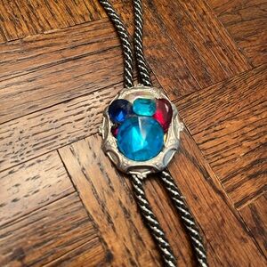 Vintage 1980s bolo oval tie